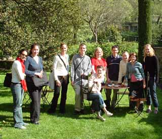 au Musée Petrarque: Dee, Whitney, Andrea, David, Julie, Greg, Becky, Laura, Katie, Elizabeth